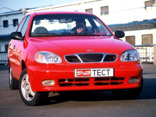 АвтоЗАЗ на третьем месте по объемам продаж в 2015 году