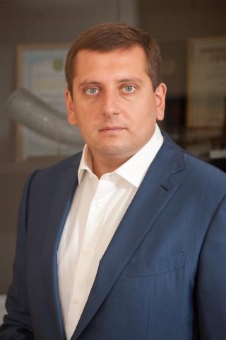 Виктор Бусько: На фоне обещаний власти экономика Украины скатывается в бездну