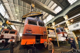 «Запорожский электровозоремонтный завод» бастует и опасается ОМОНа