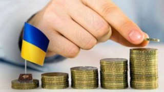 Через три года минимальная зарплата в Украине вырастет на 580 грн